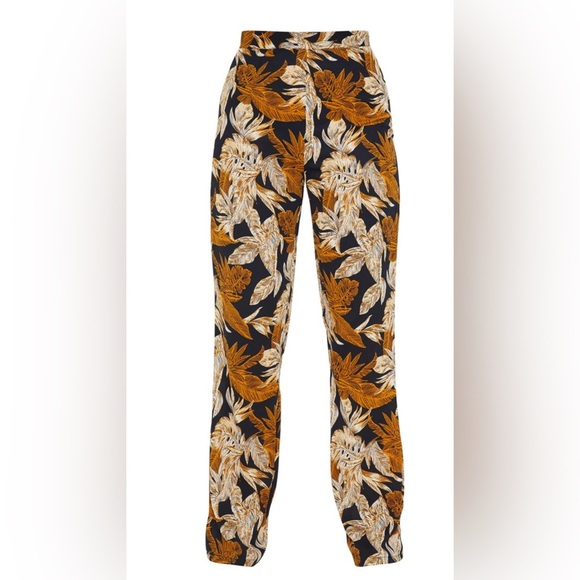 Black Palm Leaf Print Beach Flares size 6 - Picture 2 of 7